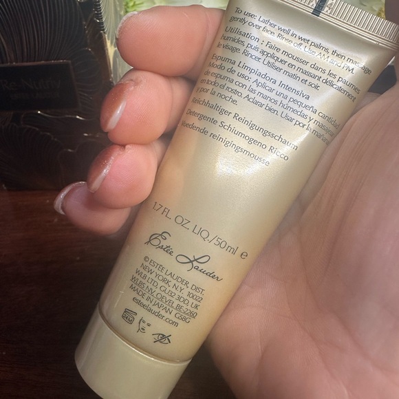 Estée Lauder 3-Pc Re-Nutriv Ultimate Diamond Gift Set NIB - Picture 9 of 12